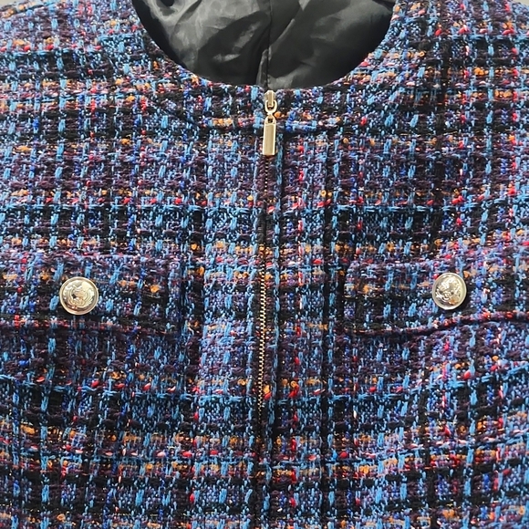 Belted Tweed fabric with sheer pleated bottom dress - Picture 5 of 11